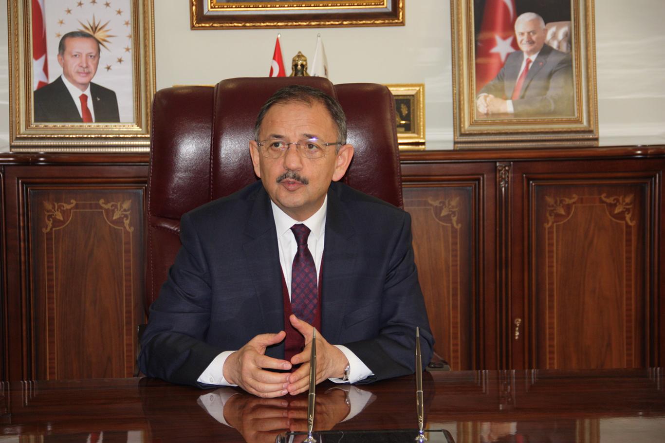 Bakan Özhaseki: Depremzedelerin evleri yaz sonuna doğru teslim edilecek Bakan Özhaseki: Depremzedelerin evleri yaz sonuna doğru teslim edilecek